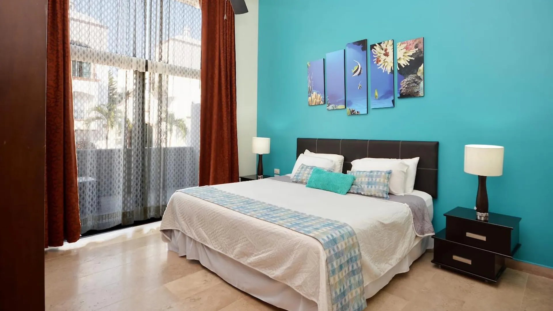 Tropical 3Br Pool Near 5Th Avenue & Beach Playa del Carmen Apartment